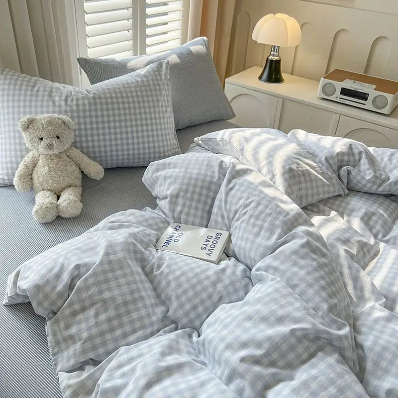 Soft Bedding Linens